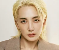 Yoon Jeonghan 