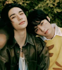 Hyunjin and Minho 