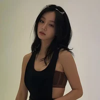 Lee Hyeri 