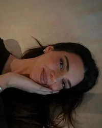 6-KENDALL JENNER