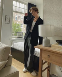 IG Grayson Hawthorne