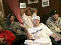 D12