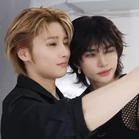 Hyunjin y Jeongin 
