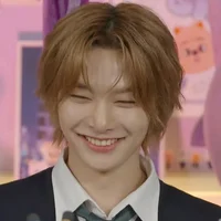 001- Yang Jeongin