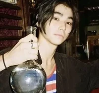 008- Nijiro Murakami