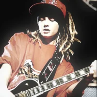 2 - Tom Kaulitz