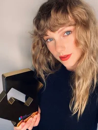 Taylor Alison Swif 