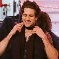 Aaron Tveit 