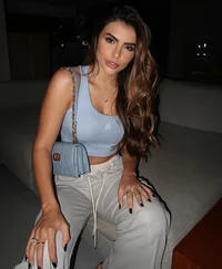 Isabela Arantes 