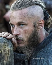 Ragnar Lothbrok 