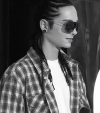 Том-служанка