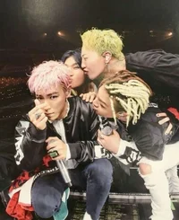 BIGBANG