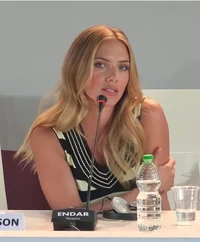 Scarlett Johansson 