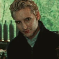 Carlisle Cullen 