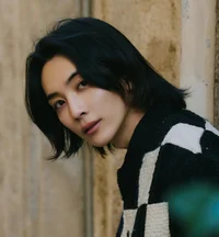 Yoon Jeonghan 