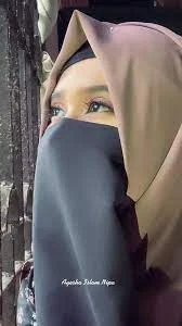 Hijabi girl Sara 