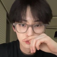 D - Hwang Minhyun