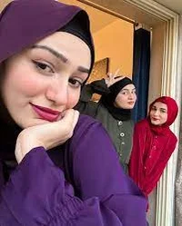 3 hijabi cousins