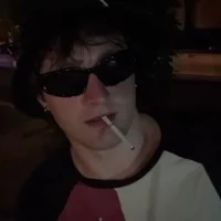 Влад Лифарь 