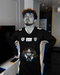 Эдисон Перец 