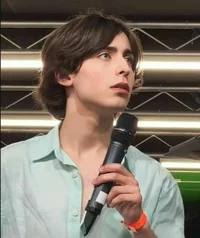 Aidan Gallagher