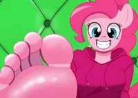 Pinkie Pie feet