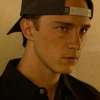 4 Rafe Cameron