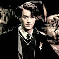 TOM MARVOLO RIDDLE