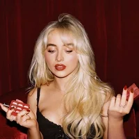 Sabrina Carpenter