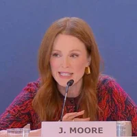 Julianne Moore
