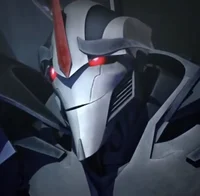 Starscream TFP 3