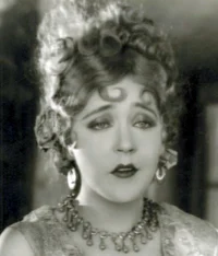 Mae Murray