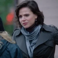 01 - Regina Mills