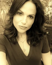lana parrilla