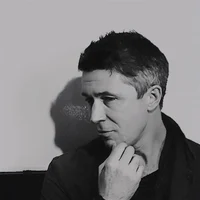 Aidan Gillen 