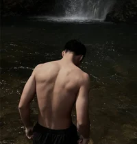 Твой парень гей 