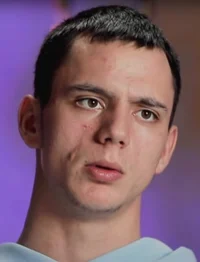 Гена из Мамы в 16