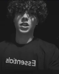 01- MICHAEL BADELLZY