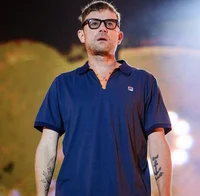 Damon Albarn - Old
