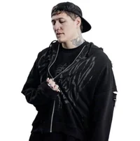 руслан тущенцов 