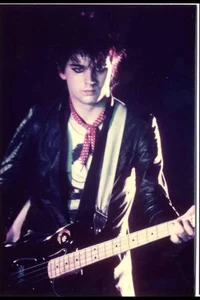 Simon Gallup