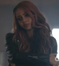 Toni Topaz