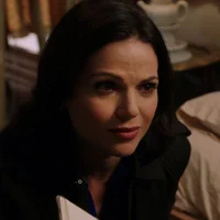 01 - Regina Mills