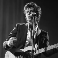 02 ALEX TURNER 