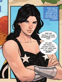 02 DONNA TROY 
