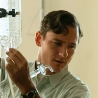 Lewis Pullman