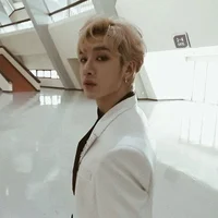 Christopher Bang 