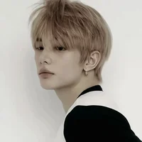 парень хёнджин