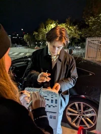 02-Macklin Celebrini