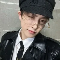Artsy hongjoong 